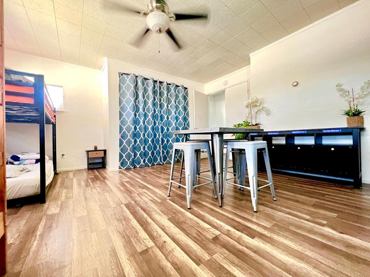 Whole Family - Rosemont Hostel Sacramento Ngoại thất bức ảnh
