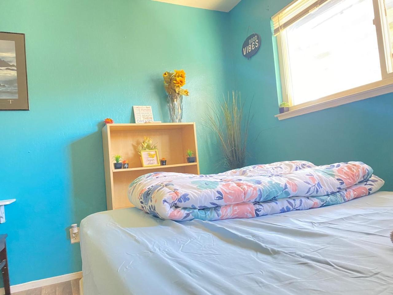 Whole Family - Rosemont Hostel Sacramento Ngoại thất bức ảnh