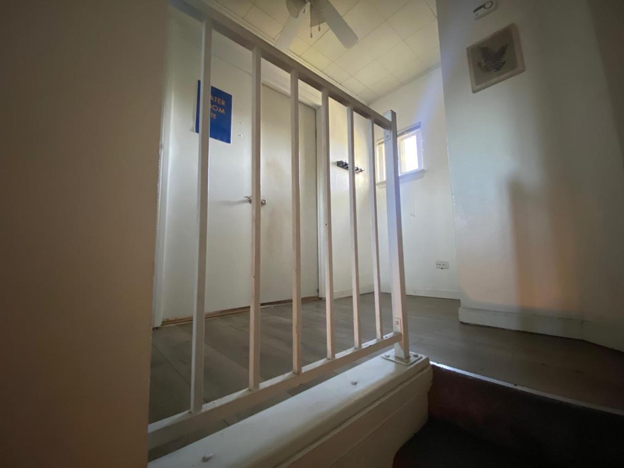 Whole Family - Rosemont Hostel Sacramento Ngoại thất bức ảnh